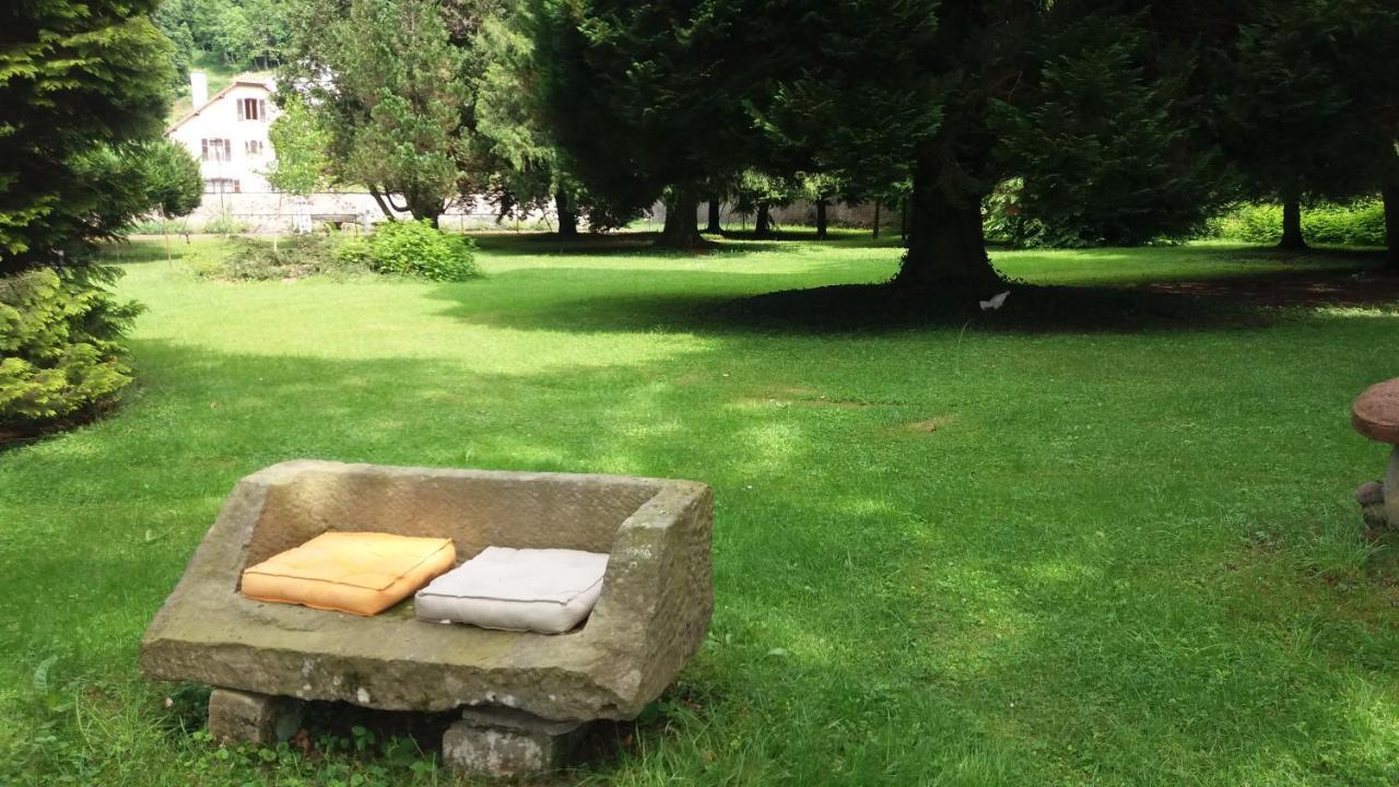 Pied Des Milles Etang - Les Capucins Panzió Faucogney-et-la-Mer Kültér fotó